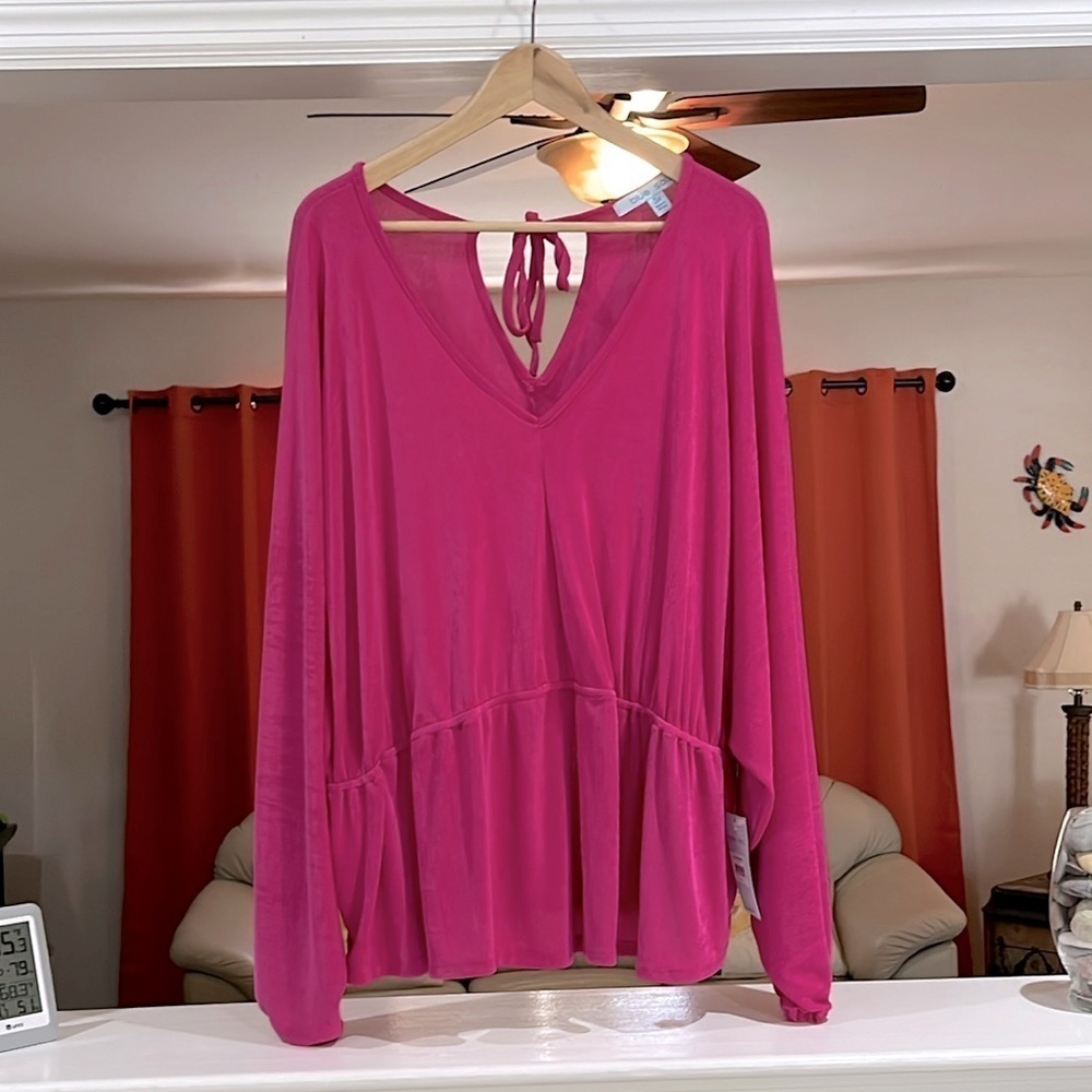 Blue Sol Women’s Plus Size 3X Peplum Solid Hot Pink V-neck Long Sleeve Top NWT